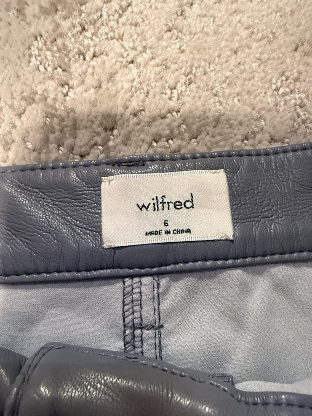 Aritzia Melina pant tall size 8 - Picture 3 of 3